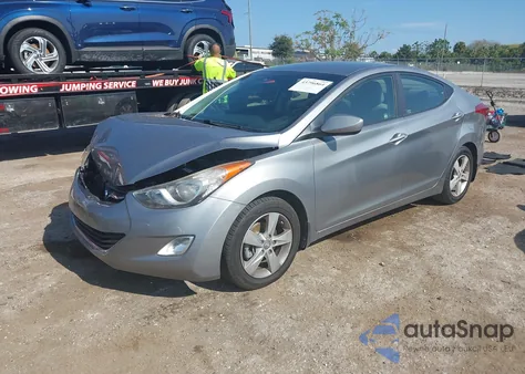 2013 Hyundai Elantra Gls z USA, uszkodzony, nr VIN KMHDH4AE9DU942764